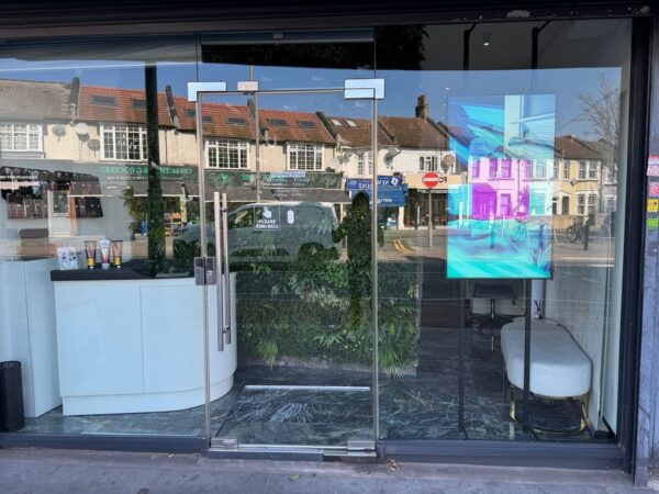 Lea Bridge Rd - E10 6AP