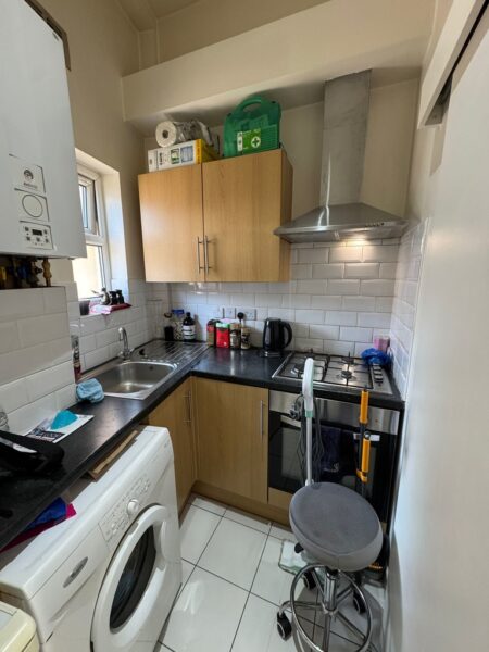 Lea Bridge Rd - E10 6AP