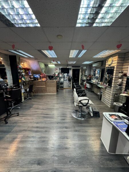 Chingford Mount Rd - E4 9AA