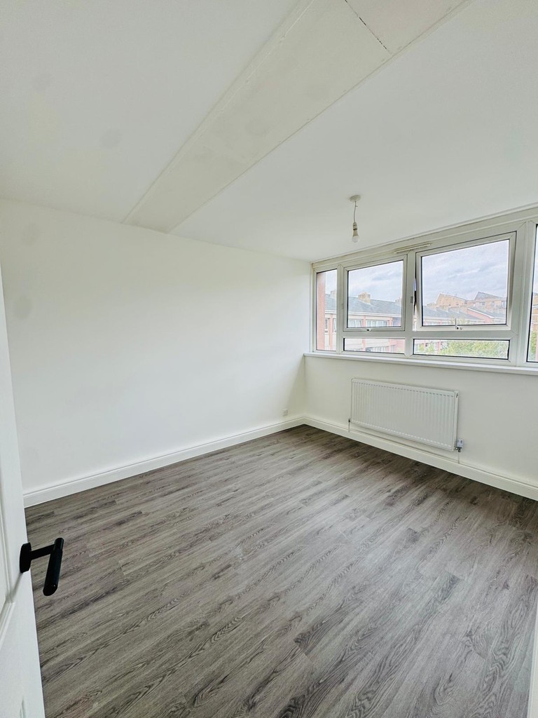 Brabazon St, London E14 6BL