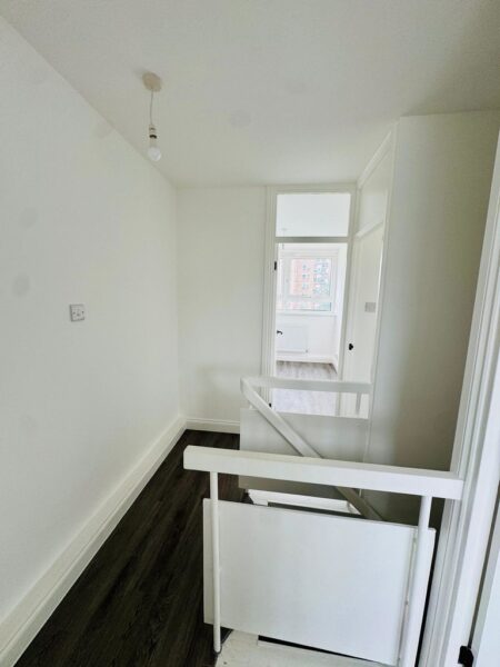 Brabazon St, London E14 6BL