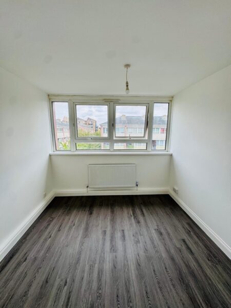 Brabazon St, London E14 6BL