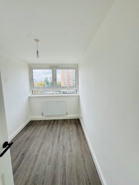 Brabazon St, London E14 6BL
