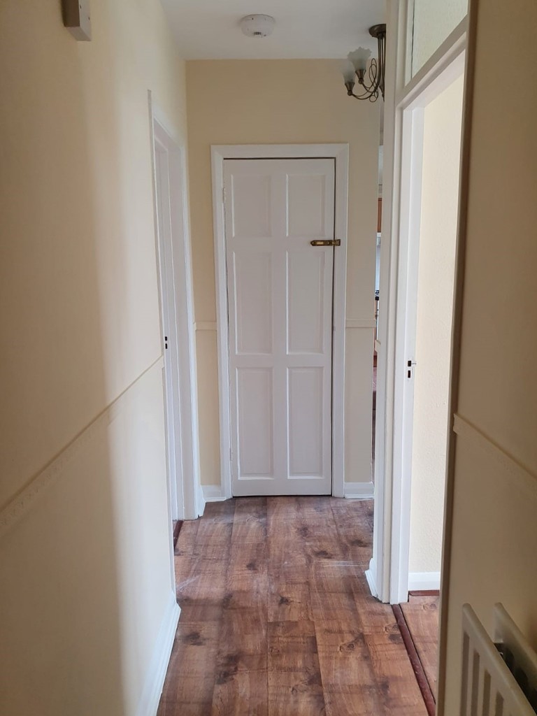 Hurst Court, Woodford