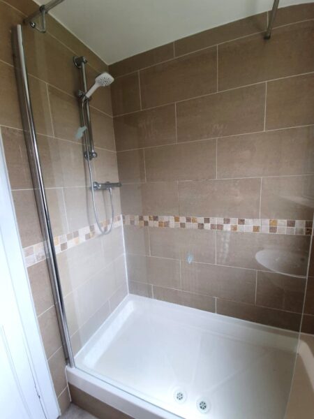 Hurst Court, Woodford