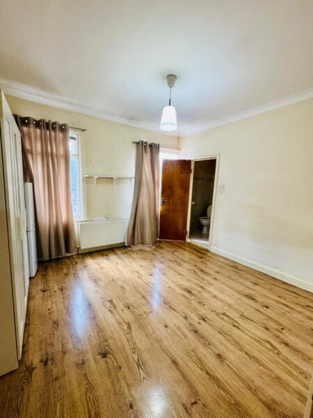 Hoe Street Walthamstow E17 9AP