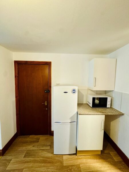 527-529 High Road E11