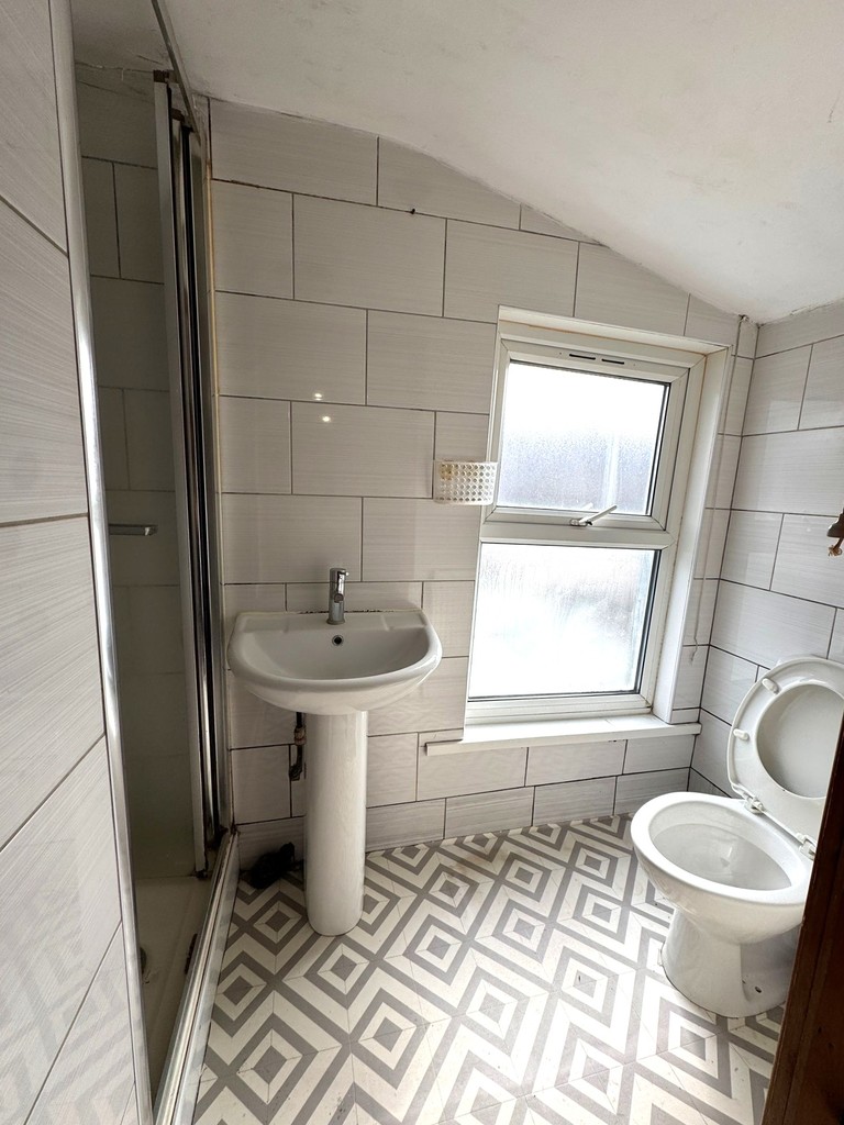 Maynard Road E17 9JF