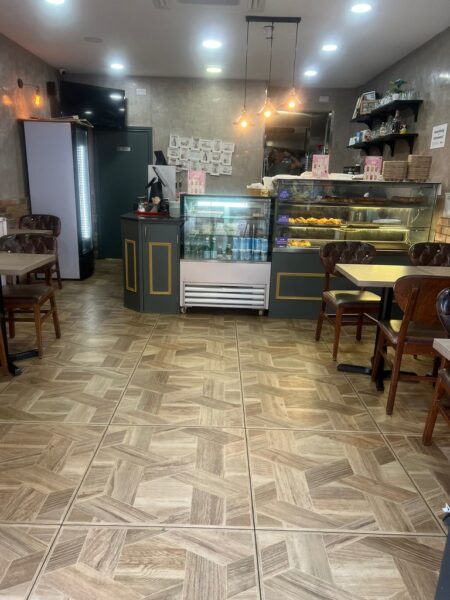 High St, Walthamstow E17 7DB