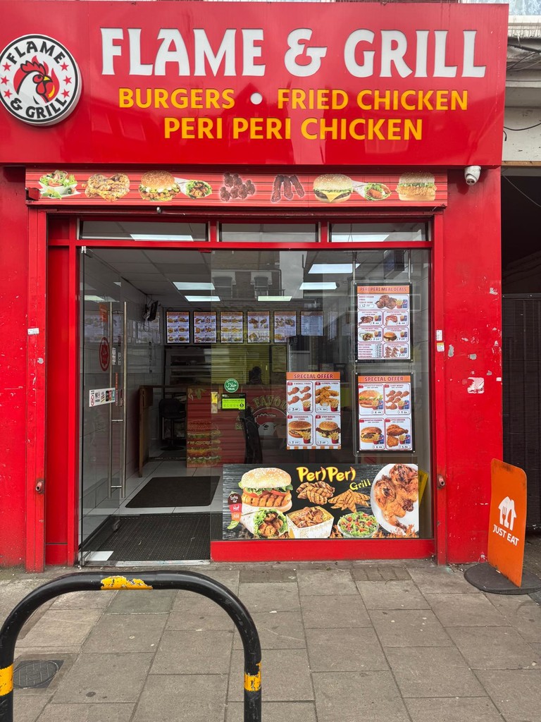 Turnpike Lane, N8