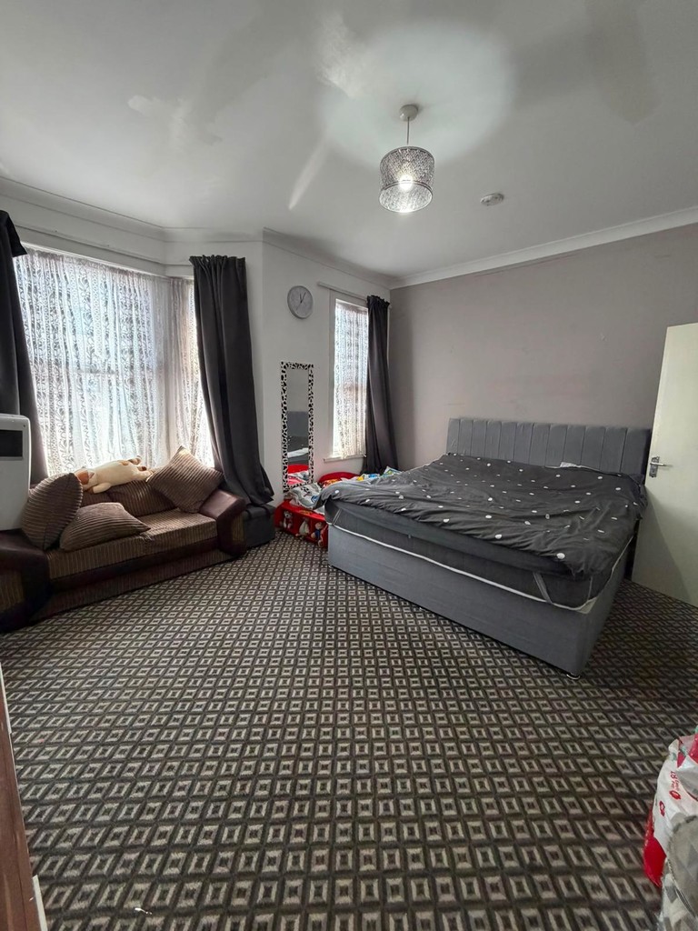 Wood Street, E17 3NG